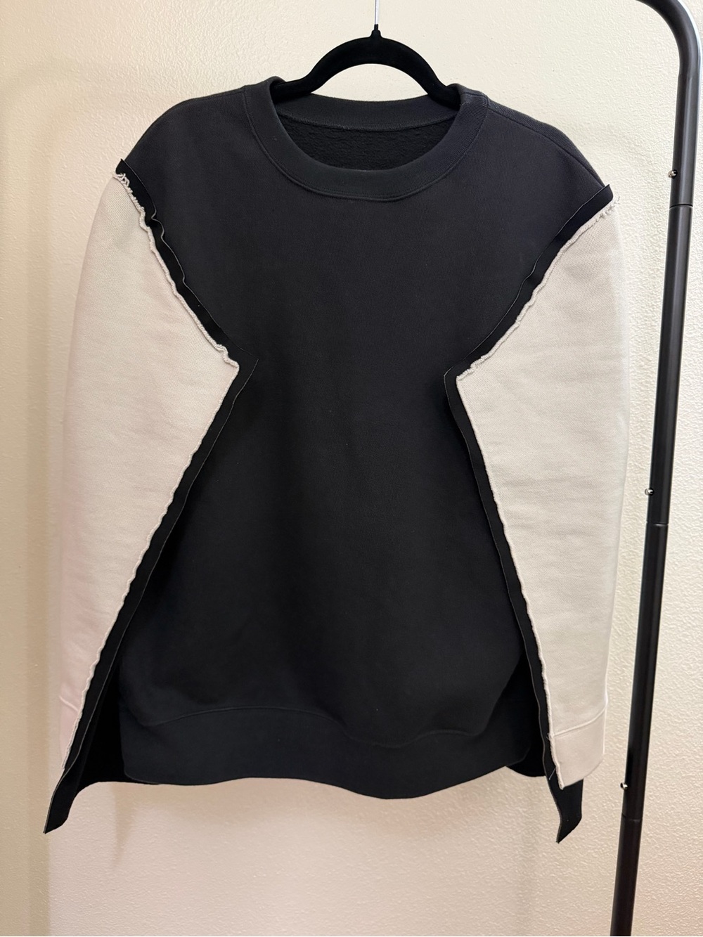 MM6 Maison Martin Margiela Black Sweatshirt with Cream Label Detail